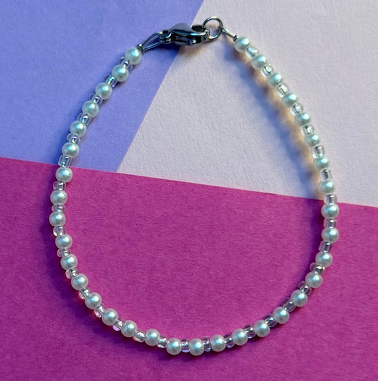 Classic Pearl Bracelets