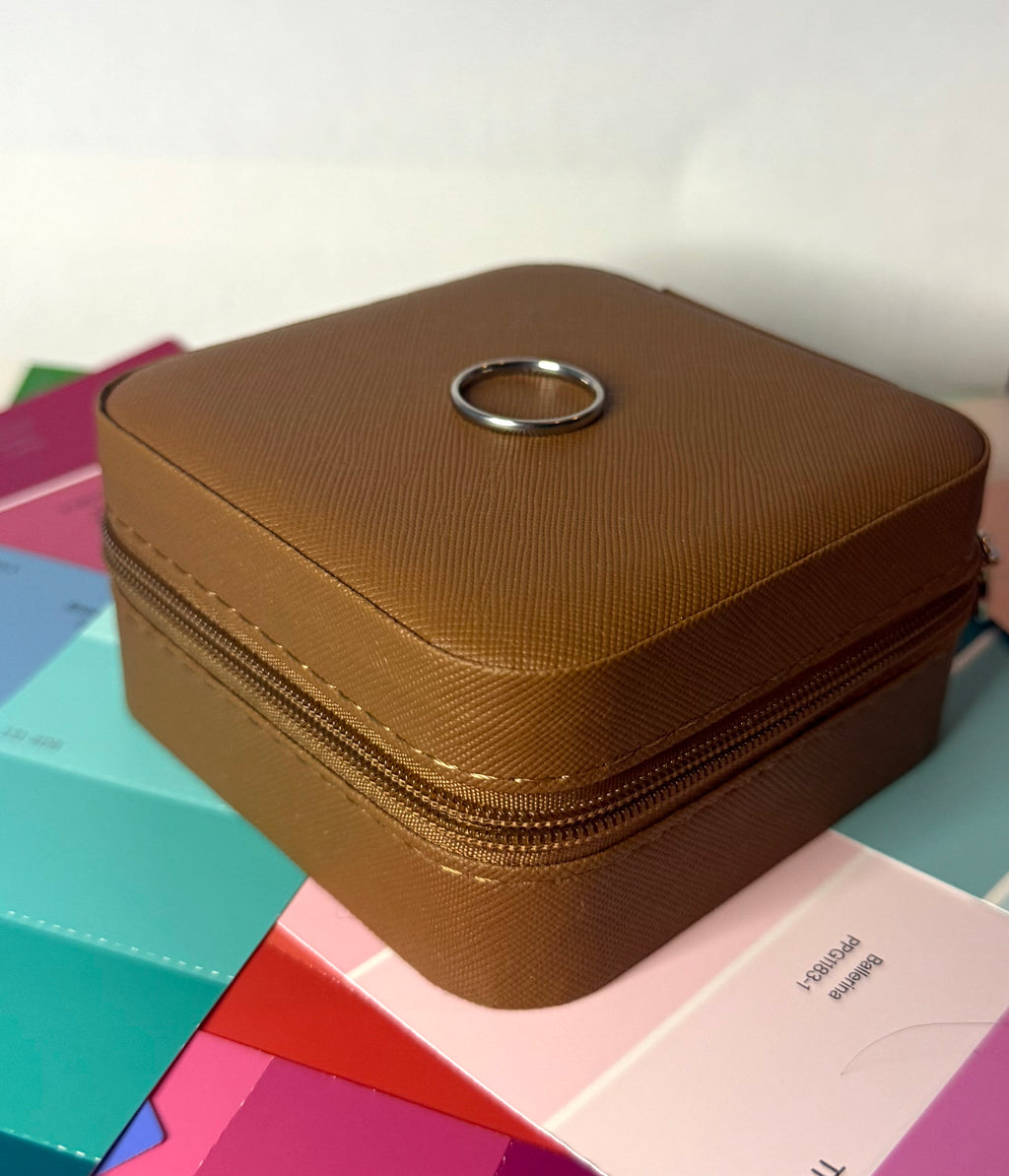 The Classic Silver Band Ring